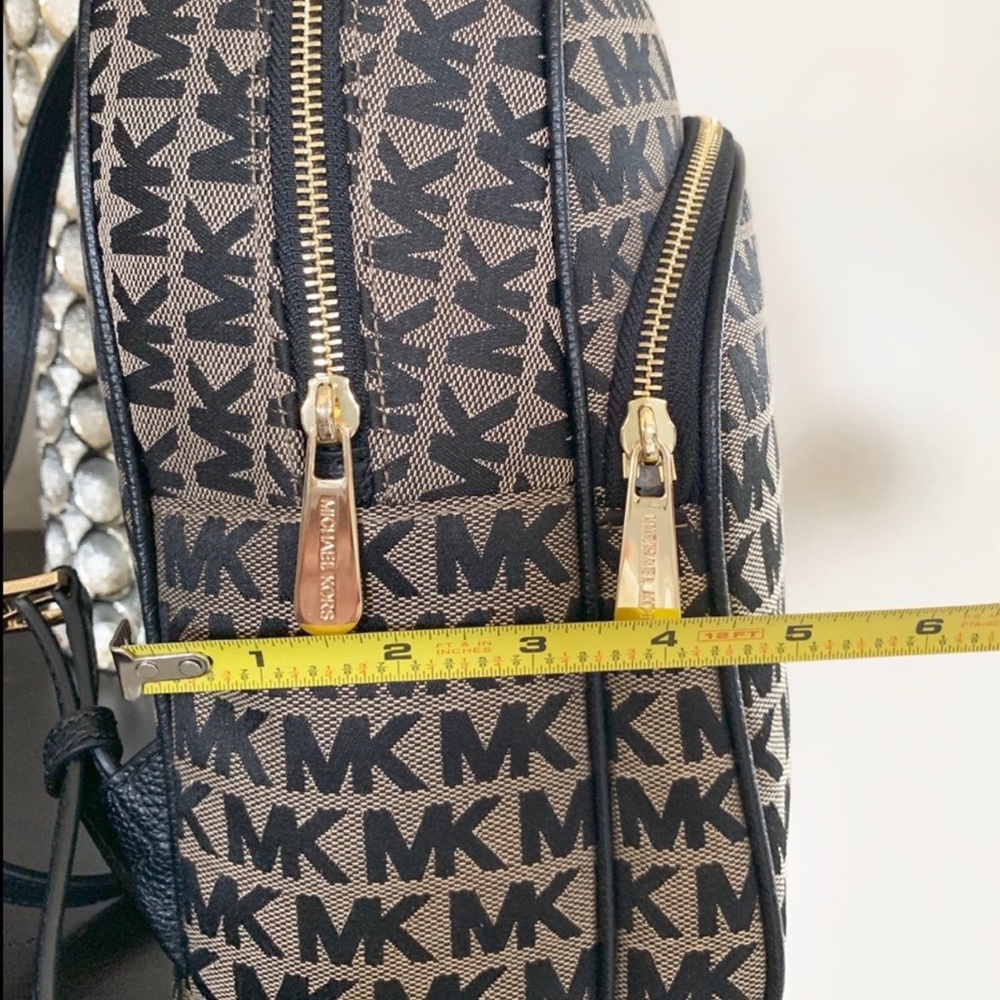 New Michael Kors Jacquard Backpack - Picture 6 of 9